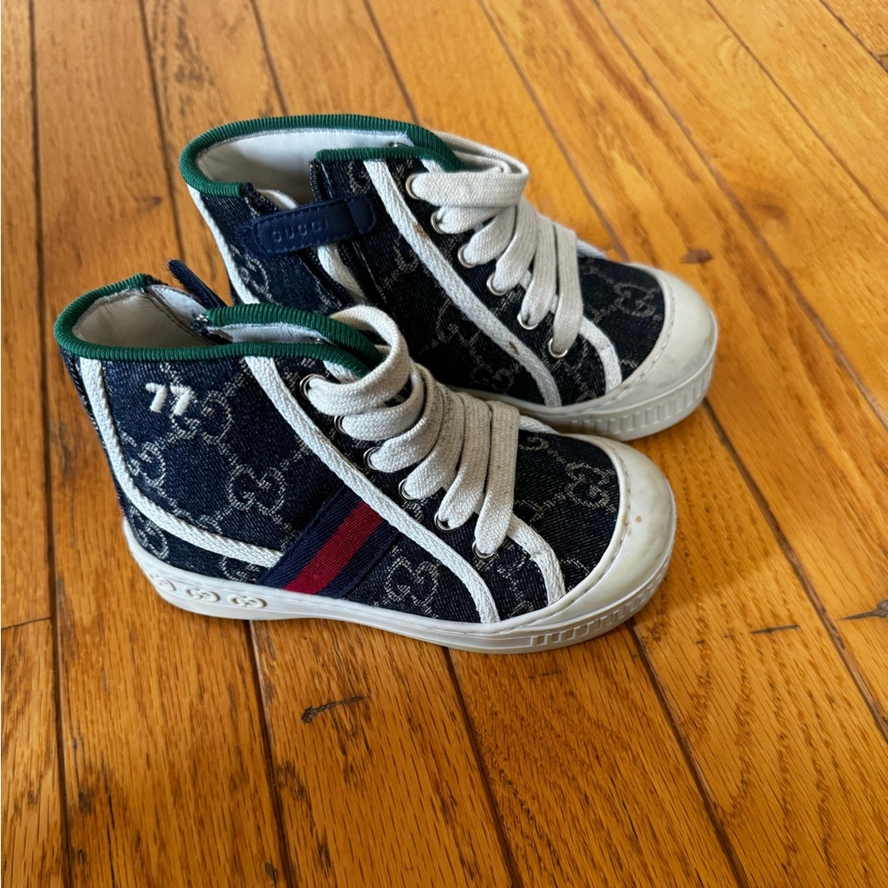 Gucci sneakers